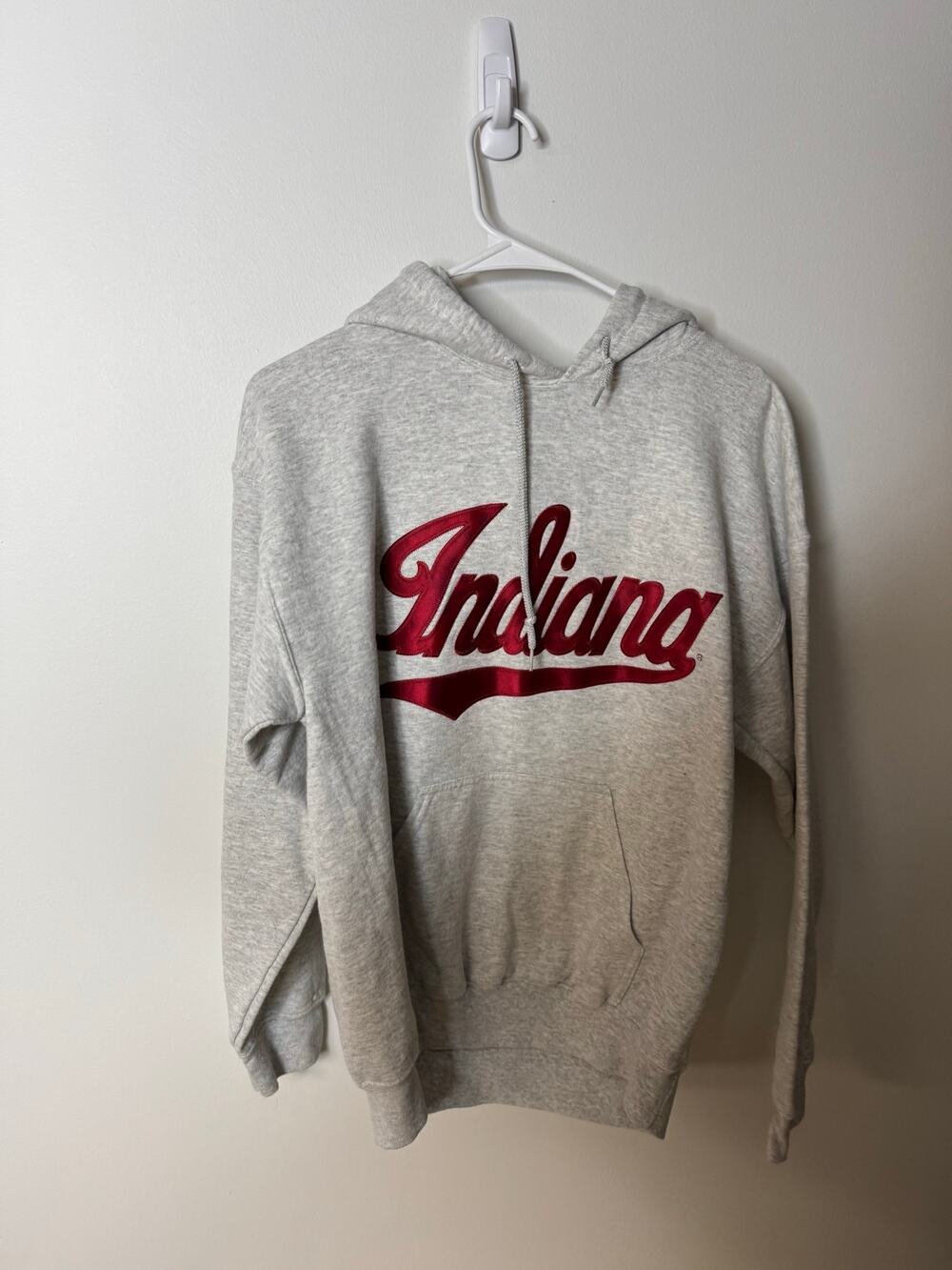 Gildan Indiana University Light Gray Hoodie Red Satin detail Sz: Medium